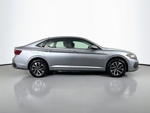 Certified 2024 Volkswagen Jetta S FWD image 8