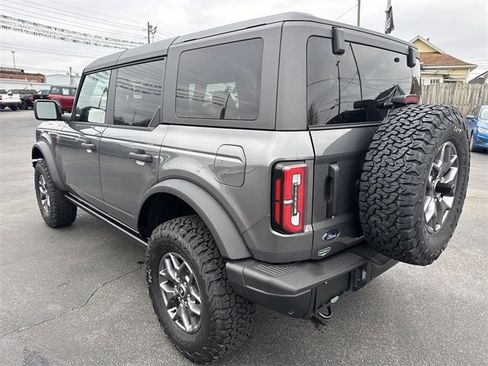 New 2025 Ford Bronco Badlands image 6