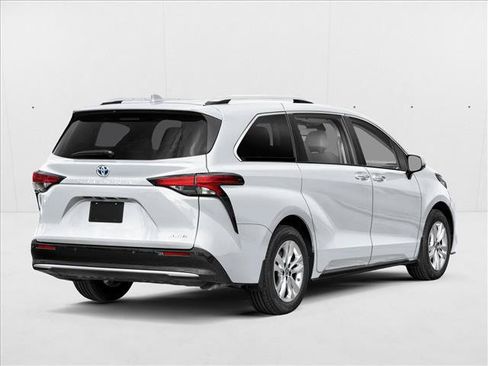 New 2026 Toyota Sienna Limited FWD image 2