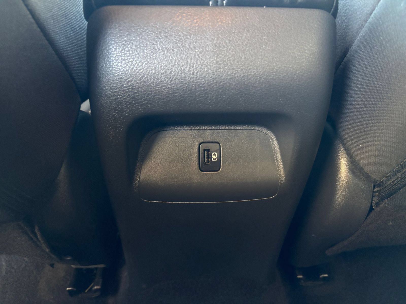 Used 2025 Nissan Sentra SV FWD image 21