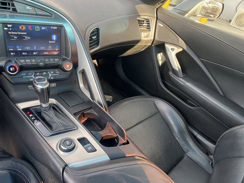 Used 2017 Chevrolet Corvette Stingray Coupe w/ 1LT image 8