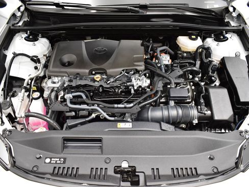 Used 2025 Toyota Camry XSE image 6