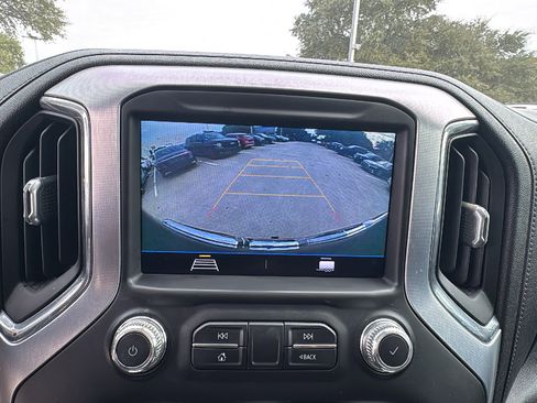 Used 2021 GMC Sierra 1500 Elevation image 18