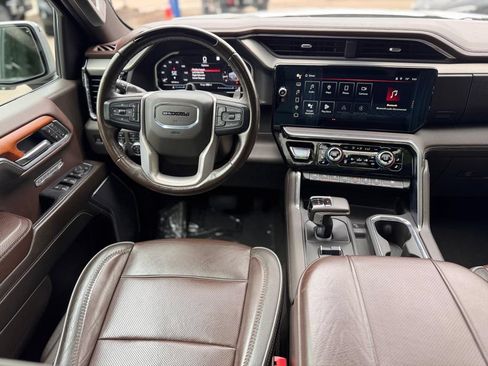 Used 2023 GMC Sierra 1500 Denali AWD/4WD image 24