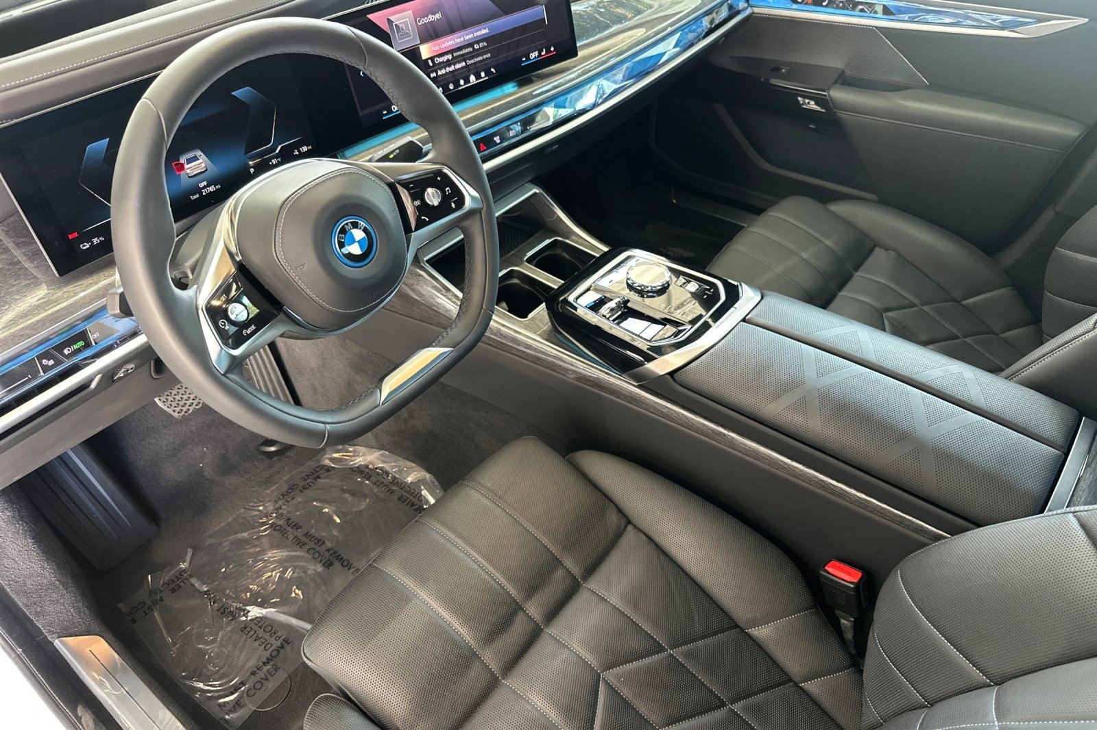 Certified 2024 BMW i7 xDrive60 RWD image 11