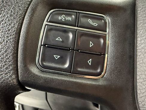 Used 2022 RAM 1500 Tradesman w/ Chrome Appearance Group AWD/4WD image 11