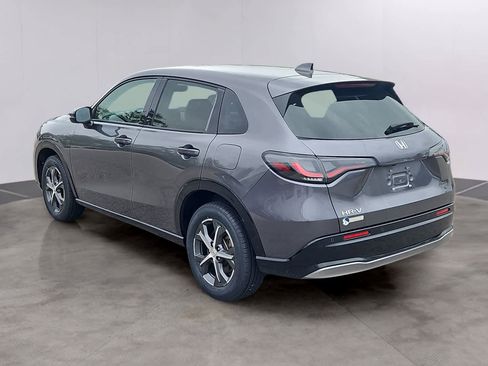 Certified 2023 Honda HR-V EX-L image 6