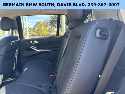 Used 2026 BMW X7 xDrive40i image 28