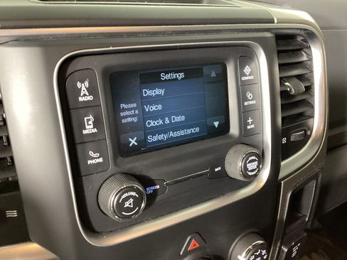 Used 2017 RAM 1500 Outdoorsman AWD/4WD image 28