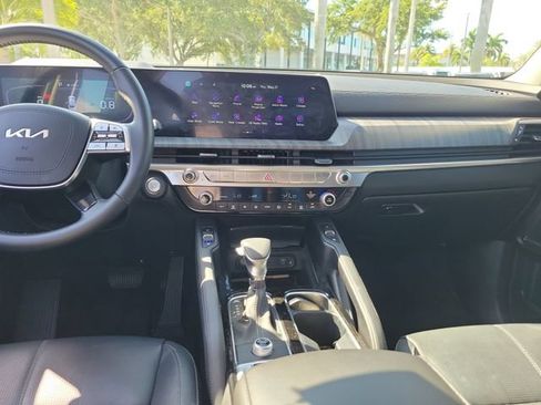 Certified 2024 Kia Telluride EX FWD image 15