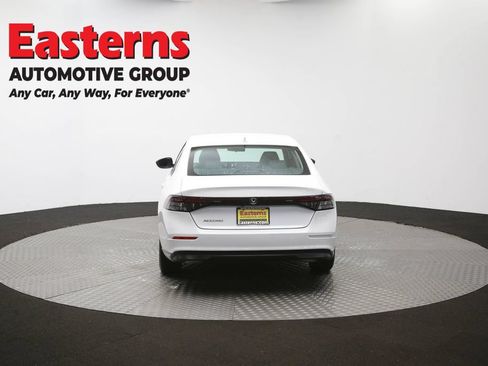 Used 2025 Honda Accord LX image 32