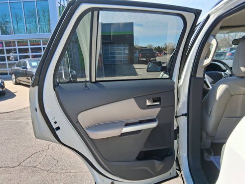 Used 2012 Ford Edge SE FWD image 14