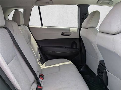 Used 2022 Toyota Corolla Cross LE FWD image 23