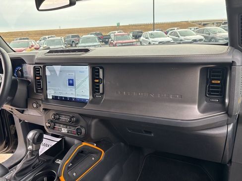Used 2024 Ford Bronco Badlands w/ Sasquatch Package image 20