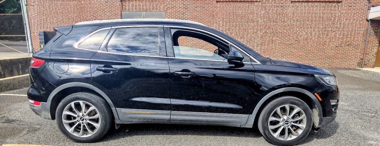 Used 2017 Lincoln MKC Select w/ Select Plus Package AWD/4WD image 5