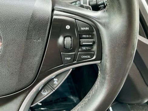 Used 2020 Acura MDX FWD image 24