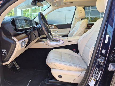 Certified 2022 Mercedes-Benz GLS 450 4MATIC image 15