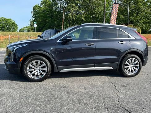 Used 2023 Cadillac XT4 Premium Luxury FWD image 6