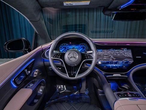 Certified 2023 Mercedes-Benz EQS 580 4MATIC Sedan image 15