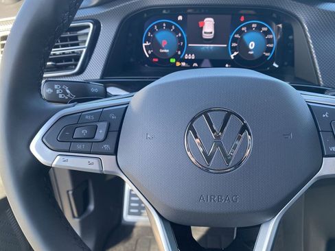 New 2026 Volkswagen Atlas Cross Sport SEL Premium R-Line AWD/4WD image 20
