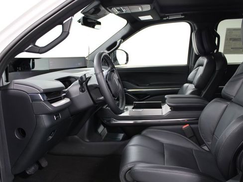New 2026 Lincoln Navigator Reserve w/ Jet Appearance Package AWD/4WD image 28