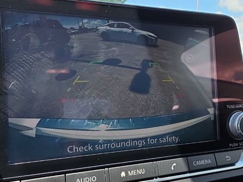 Used 2023 Nissan Altima 2.5 SV FWD image 17