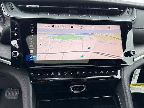 New 2026 Jeep Grand Cherokee Limited AWD/4WD image 13