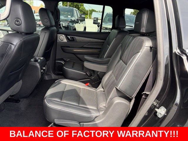 Used 2025 Buick Enclave Avenir w/ Trailering Package, 5000 lbs. FWD image 15