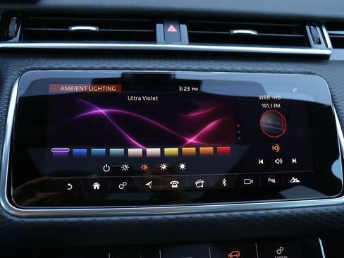 Used 2018 Land Rover Range Rover Velar R-Dynamic SE image 28