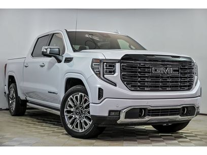 New 2026 GMC Sierra 1500 Denali Ultimate w/ LPO, Black Badging Package