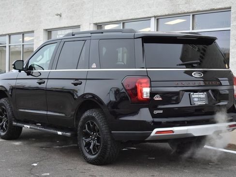 Used 2022 Ford Expedition Timberline image 4