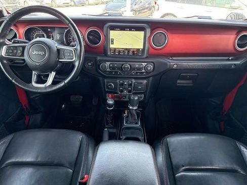 Used 2018 Jeep Wrangler Unlimited Rubicon image 3