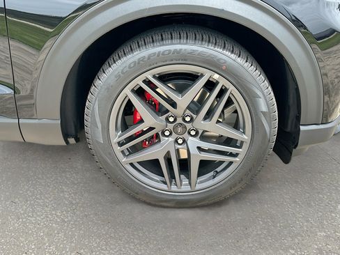 New 2026 Ford Explorer ST-Line w/ ST-Line Street Pack RWD image 20