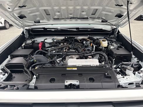 Used 2025 Toyota Tacoma TRD Off-Road image 34