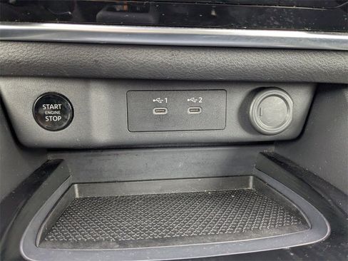 Used 2024 Nissan Rogue S image 24