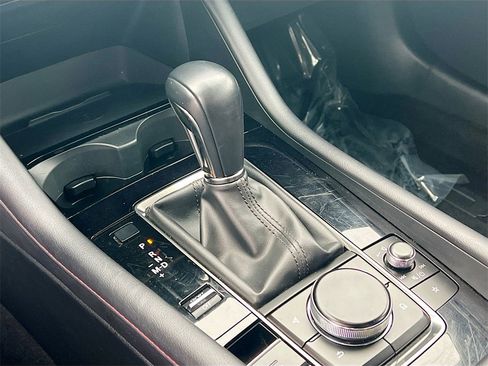 Used 2024 MAZDA MAZDA3 s image 16