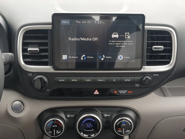 Used 2026 Hyundai Venue SEL FWD image 16