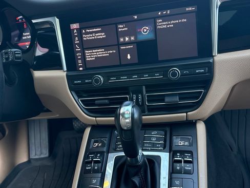 Used 2019 Porsche Macan S AWD/4WD image 24
