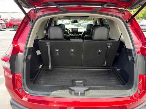 Used 2025 Honda Pilot Touring image 34