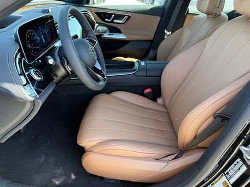 New 2026 Mercedes-Benz E 450 4MATIC All-Terrain Wagon image 16