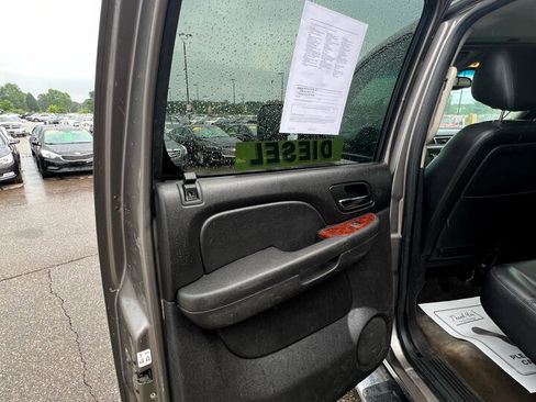 Used 2014 GMC Sierra 3500 SLT image 12