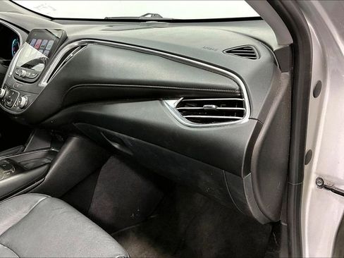 Used 2018 Chevrolet Malibu LT w/ Leather Package image 19