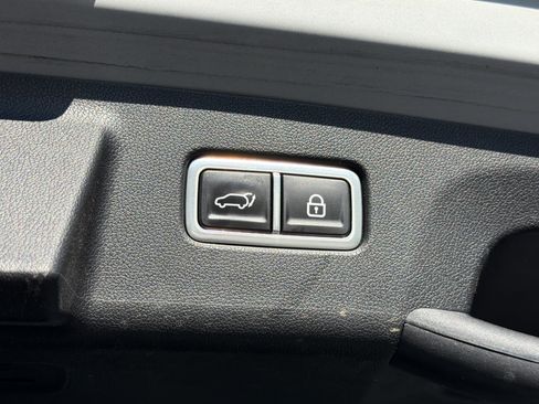 Used 2022 Kia Sorento SX AWD/4WD image 17
