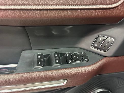 Used 2022 Ford Expedition Max Limited AWD/4WD image 16