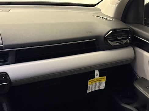Certified 2025 Honda Pilot EX-L image 15