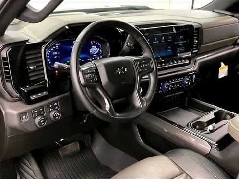 Used 2025 Chevrolet Silverado 2500 ZR2 w/ ZR2 Bison Edition AWD/4WD image 16