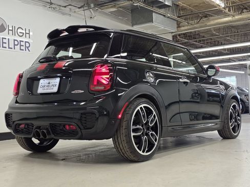 Used 2018 MINI Cooper John Cooper Works FWD image 8