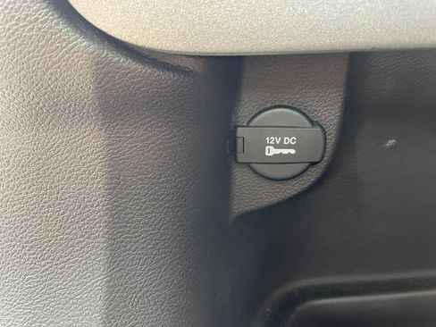 Used 2016 Jeep Cherokee Trailhawk w/ Leather Interior Group AWD/4WD image 31