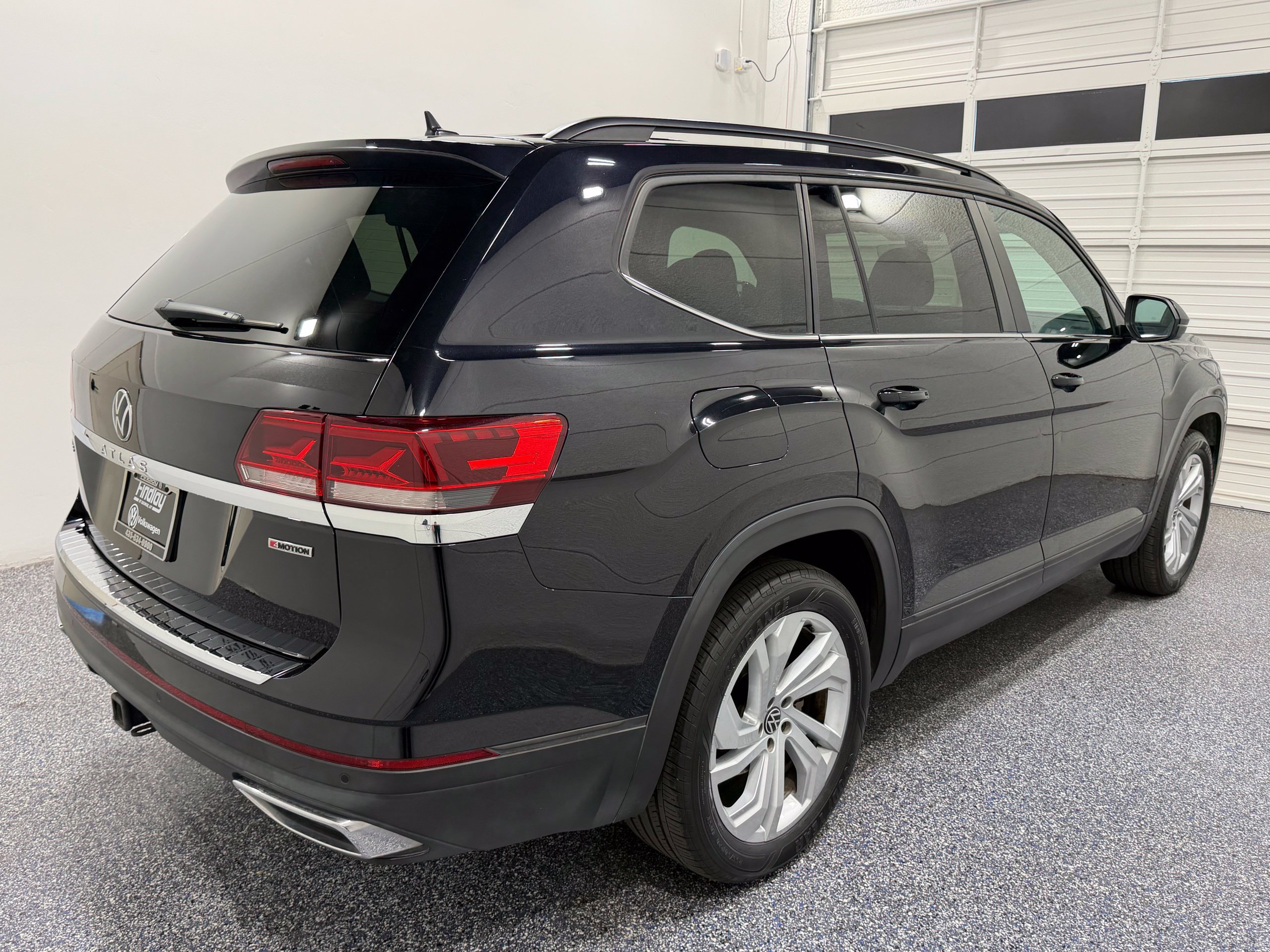 Used 2022 Volkswagen Atlas SE w/ Panoramic Sunroof Package AWD/4WD image 6