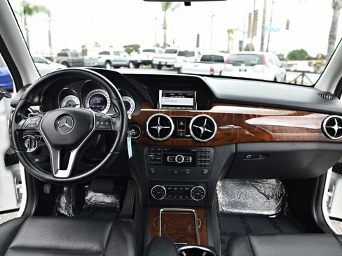 Used 2013 Mercedes-Benz GLK 350 2WD image 11